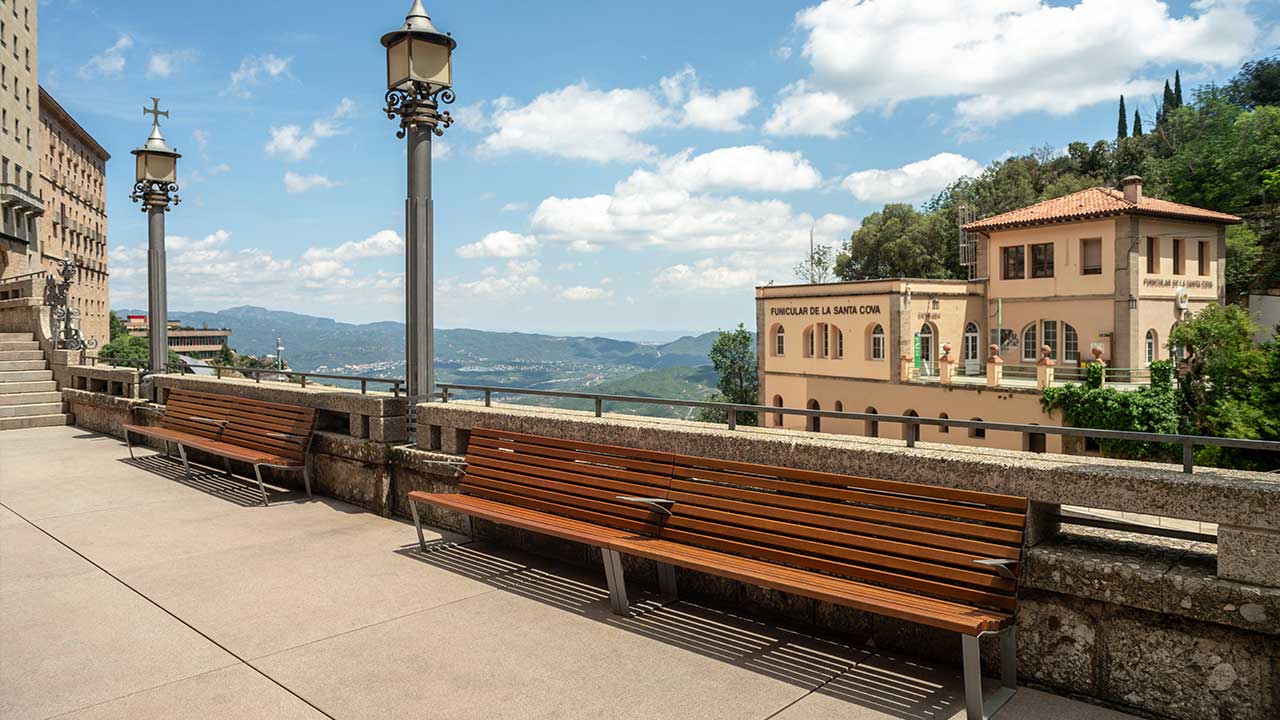 LEMAN Benches at the Montserrat Monastery