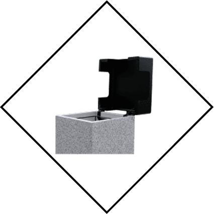 Hinged<br> cover